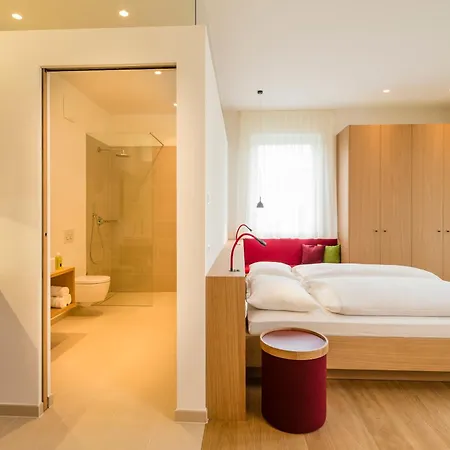 Ladurnerhof Boutique Apartments Meran Chambre photo